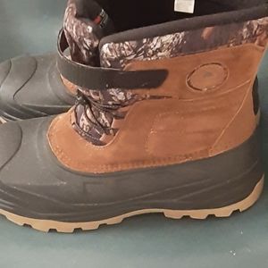 Ozark Trail Snow boots